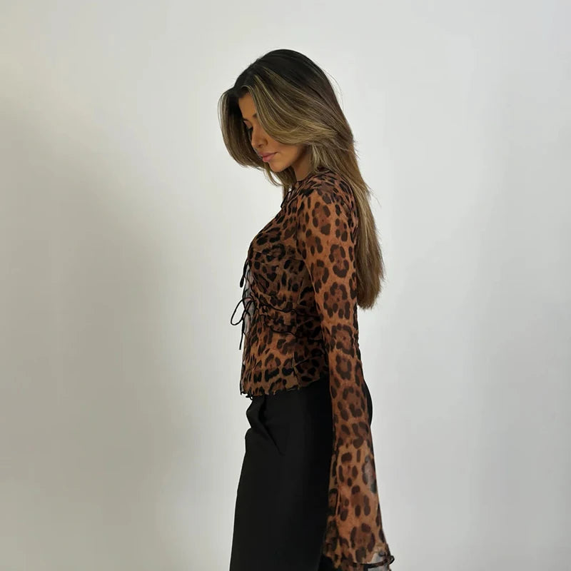 Blusa Flaire Oncinha Amarração Frontal Vintage Boho