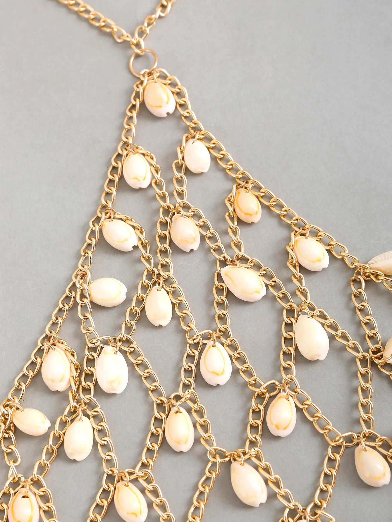 Sexy Metal Sea Shell Tassel Bra Chest Chain Necklace for Women Simple Copper Link Chain Bikini Beach Body Jewelry Accessories
