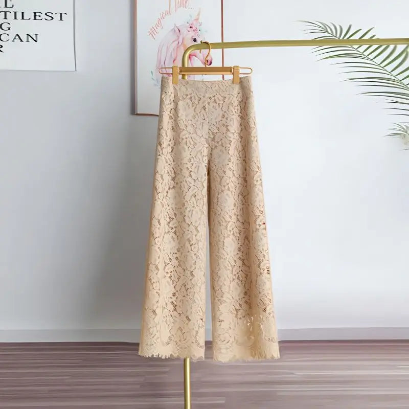 Calça Feminina Capri Renda Romana