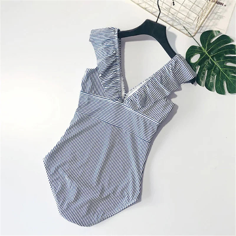 Maiô Listrado Babados Marina