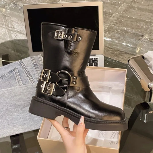 Coturno Biker Andressa Fivela Preto