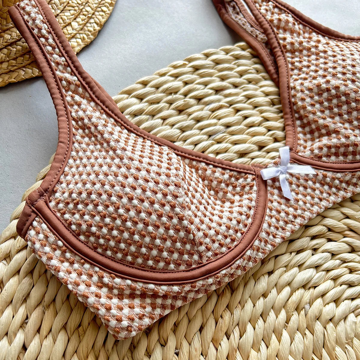 Biquíni Xadrez Marrom Meia-Taça Brown