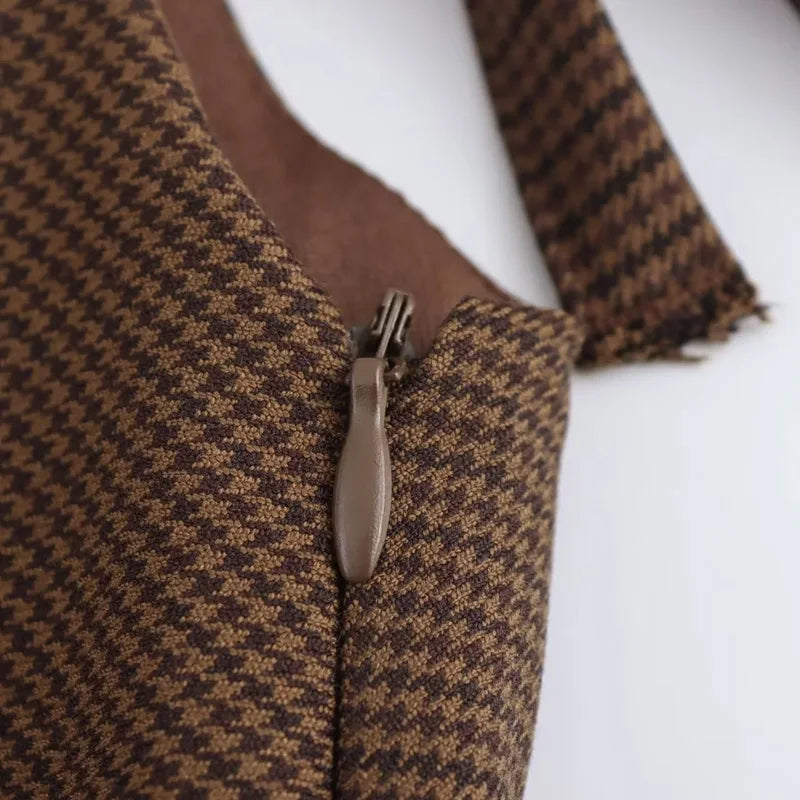 Vestido Curto Xadrez Marrom Botões Amarração Vintage