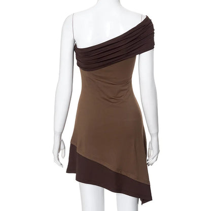Vestido Curto Assimétrico Marrom