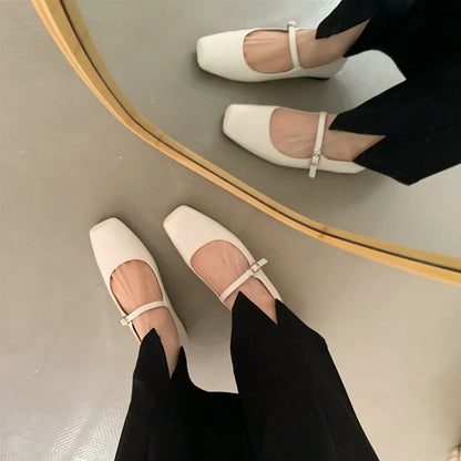 Sapatilha Bailarina com fecho Bico Quadrado
