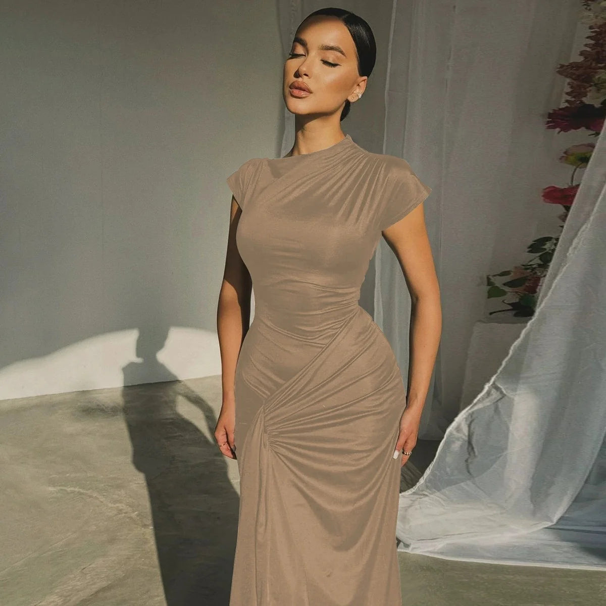 Vestido Longo Luxo Drapeado Frontal Amarração nas Costas