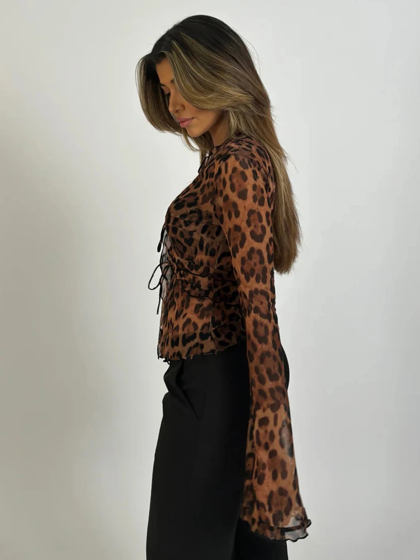 Blusa Flaire Oncinha Amarração Frontal Vintage Boho
