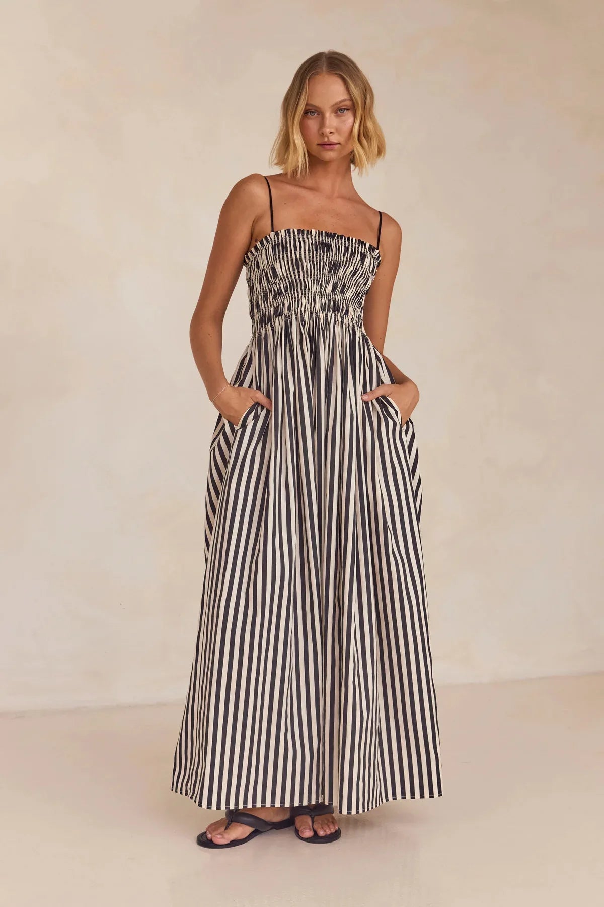 Vestido Longo Elegante Listrado Alcinha Arya