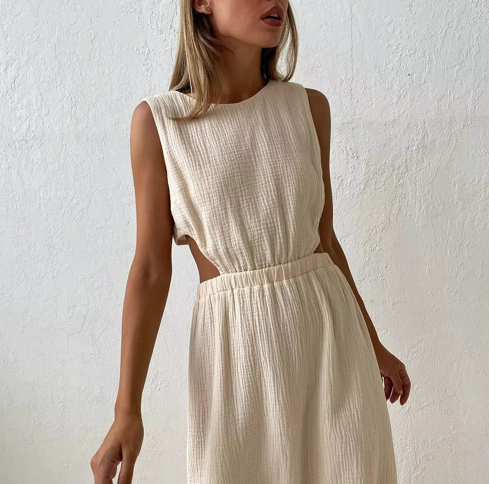 Vestido Midi Vazado Lateral Fechamento Botão Crepe Ágatha